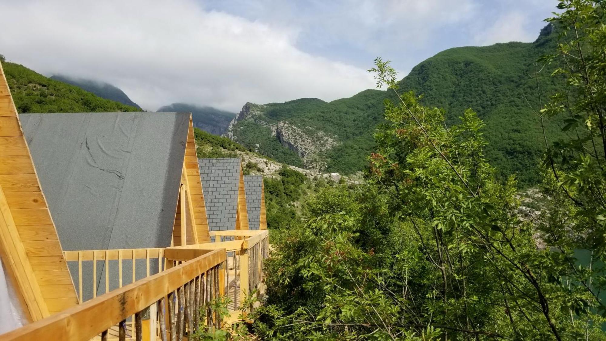 Twin Villas Komani Lake Exterior photo